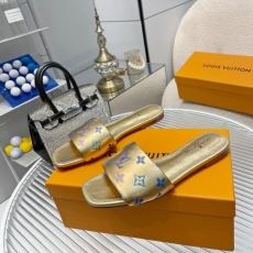 Louis Vuitton Slippers